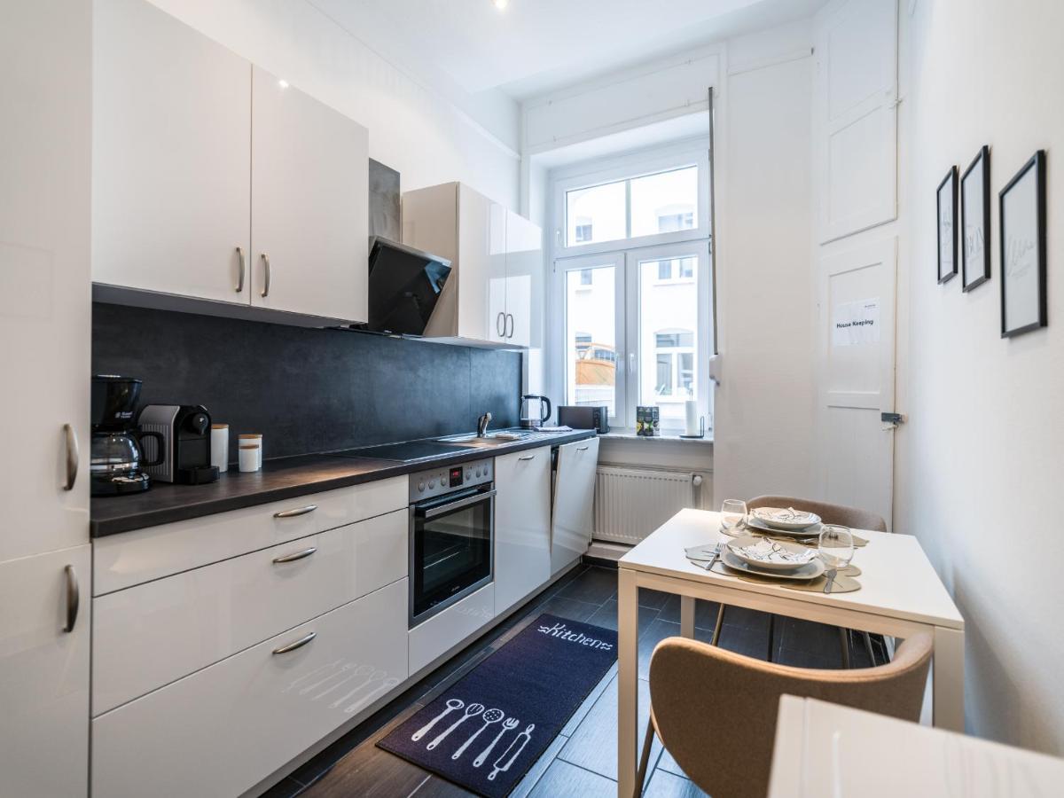 Hochwertige Altbauwohnung Im Modernen Stil In Wiesbaden - Kueche - Terrasse - Wlan - Zentral Exteriér fotografie