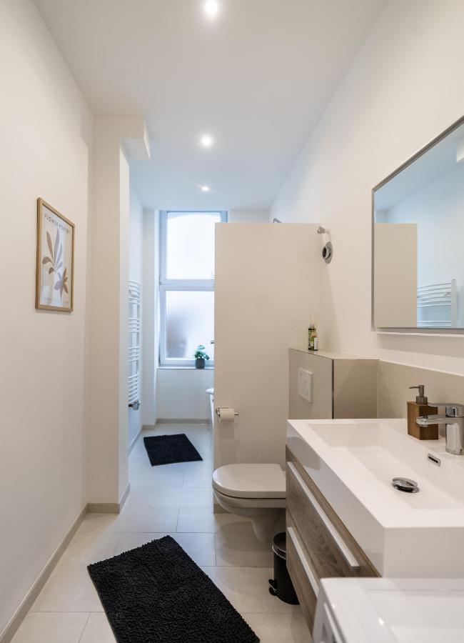 Hochwertige Altbauwohnung Im Modernen Stil In Wiesbaden - Kueche - Terrasse - Wlan - Zentral Exteriér fotografie