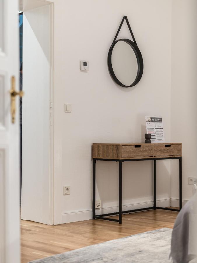 Hochwertige Altbauwohnung Im Modernen Stil In Wiesbaden - Kueche - Terrasse - Wlan - Zentral Exteriér fotografie